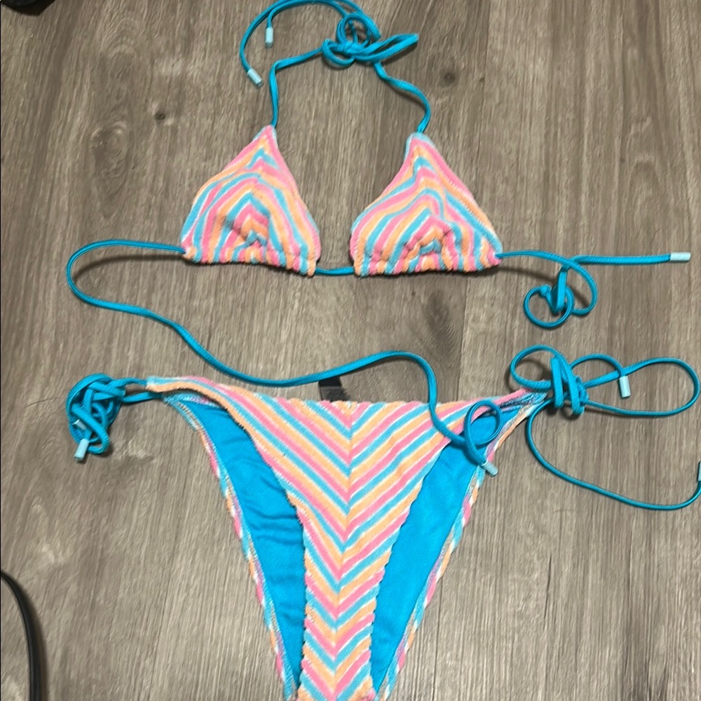Triangl Vinca Sherbet Strip Bikini- S top, M bottoms